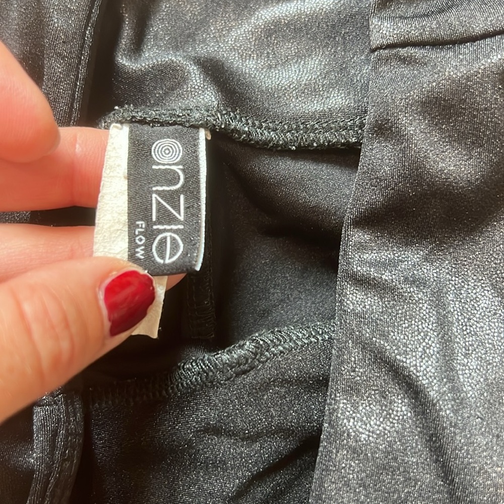 Onzie Leggings - Picture 3 of 4